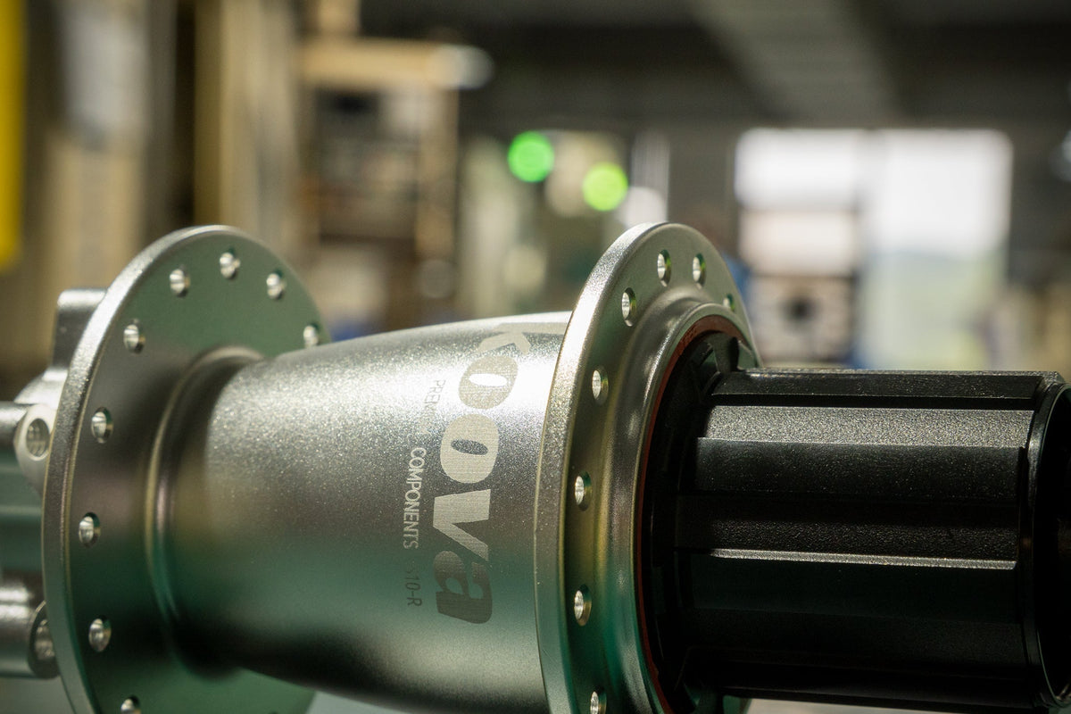 What Makes the Major MTB Hub Brands Different?